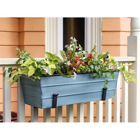 Dreketi Nantucket Galvanized Steel Window Box Planter 